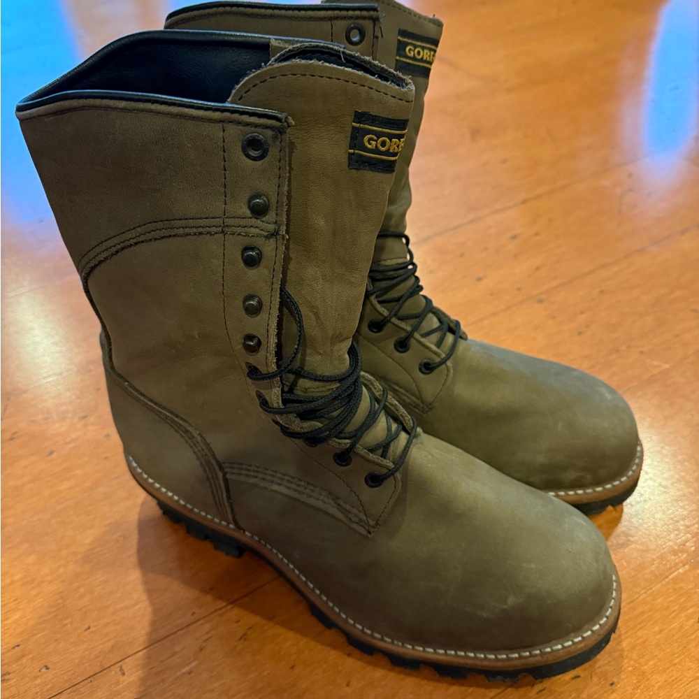 Men’s Red Wing Logger Work Boots